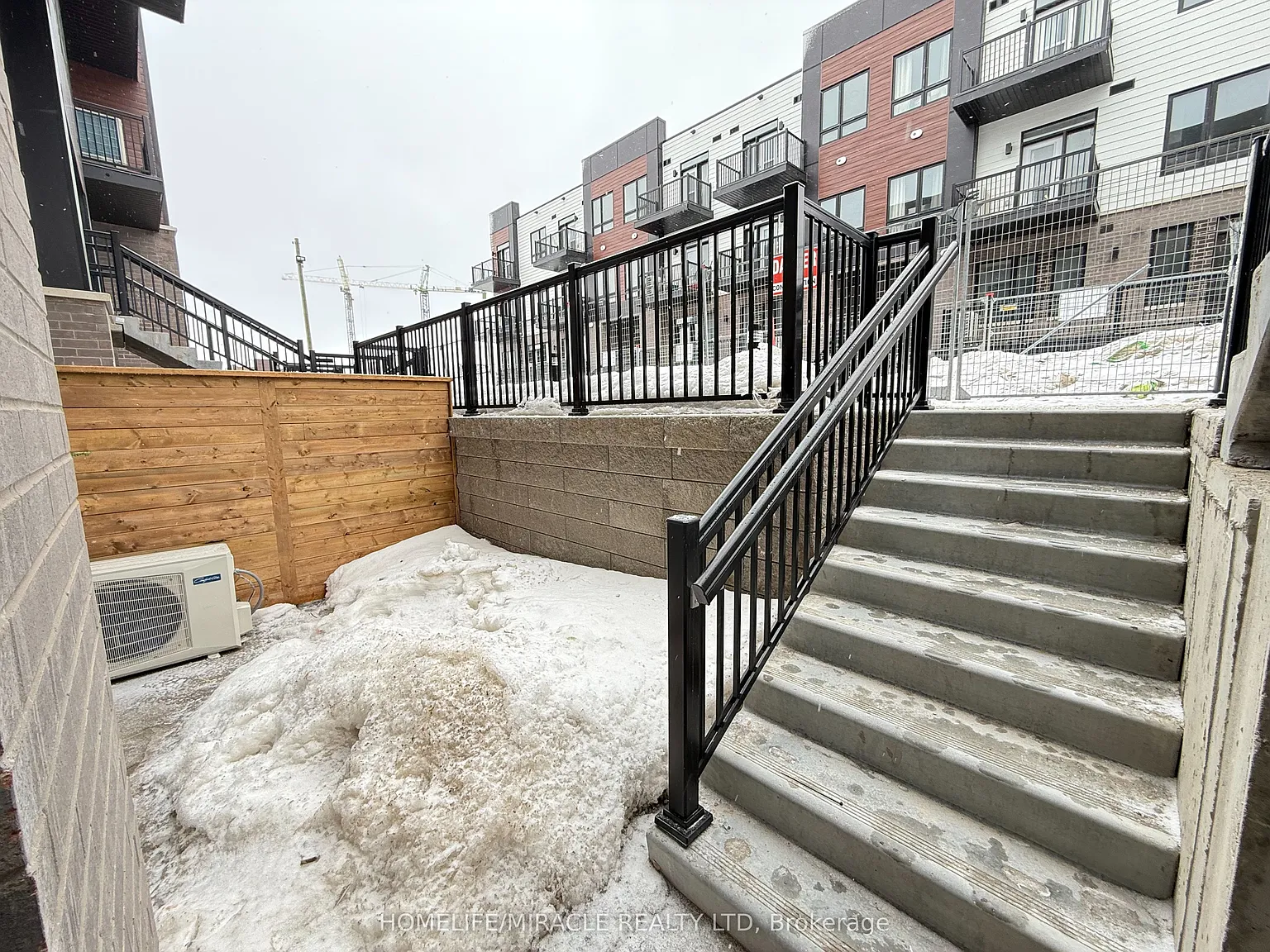 2 bed, $2,050 — Photo 3