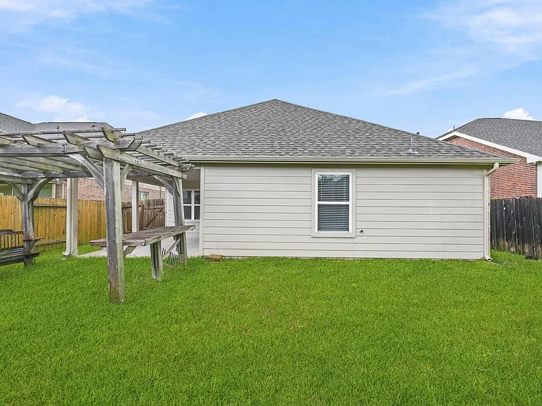 3410 Golden Amber Ct — Photo 23