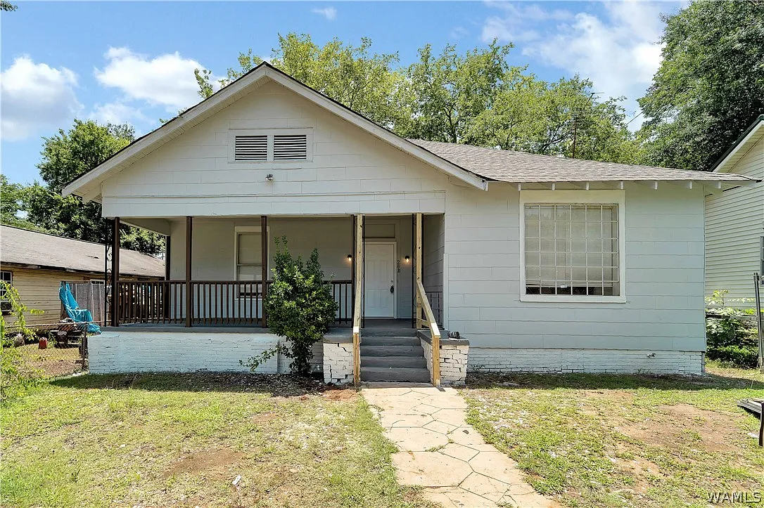 2811 20th St photo 1