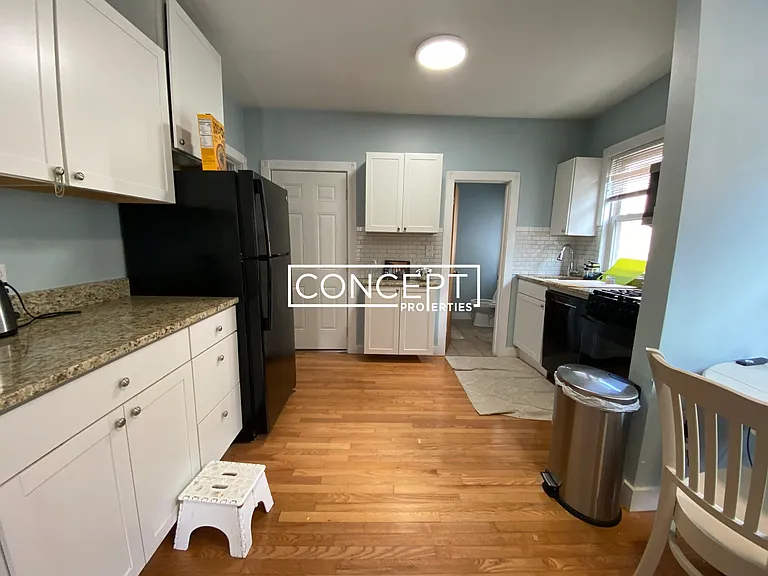 65 Preble St #2 — Photo 11