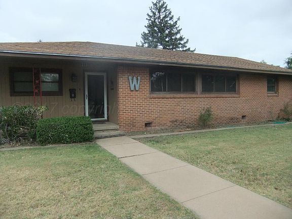 2nd image of 2131 Christine St