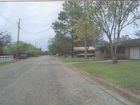 3rd image of 1605 W Sylvia St