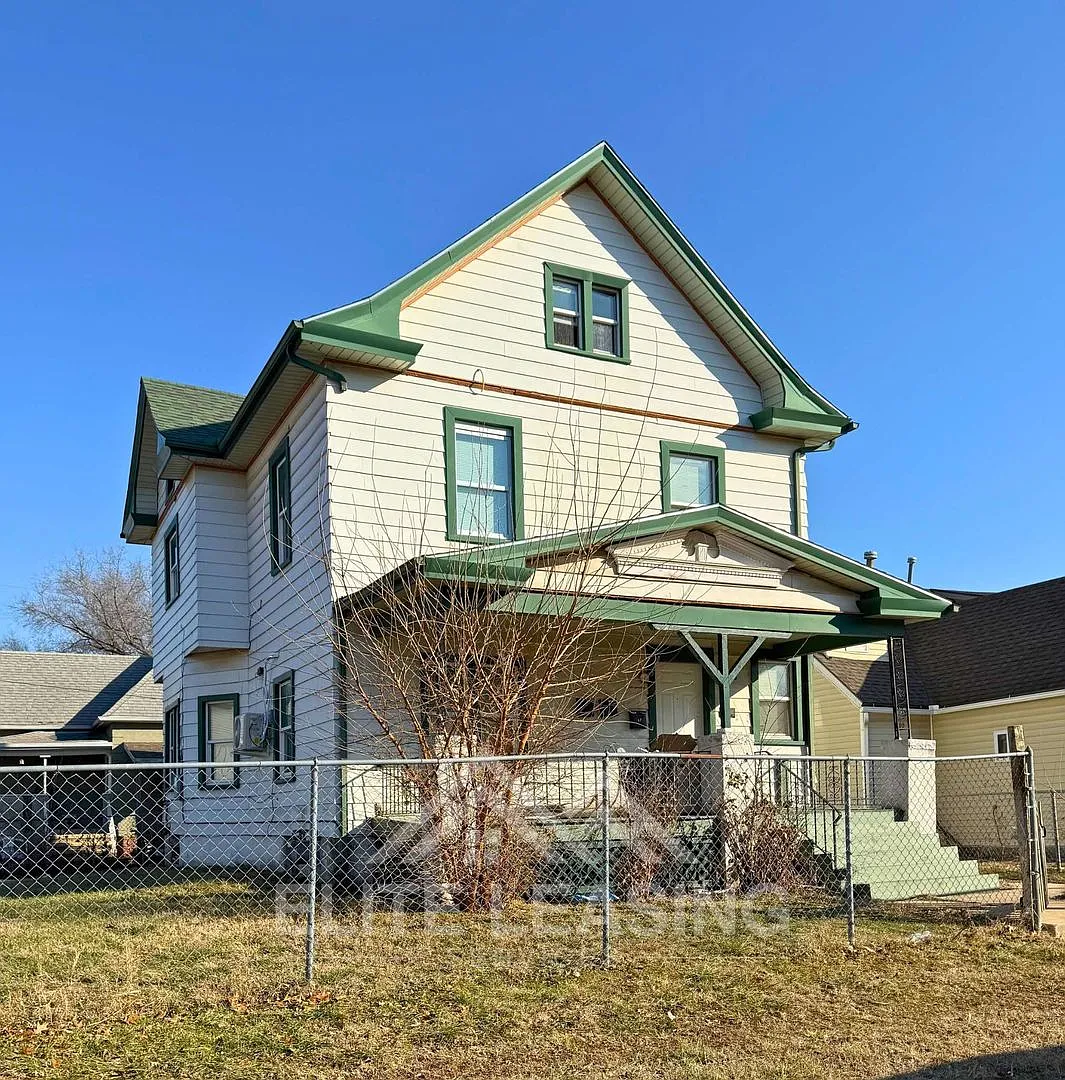 1500 SW Van Buren St. — Photo 1