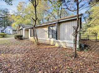 1759 Vauxhall Dr, Lithonia, GA 30058