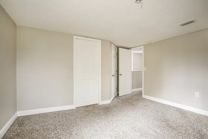 4717 Palmer Ave — Photo 5