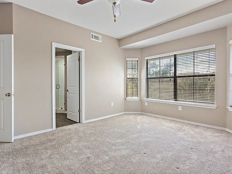Large Bedrooms
