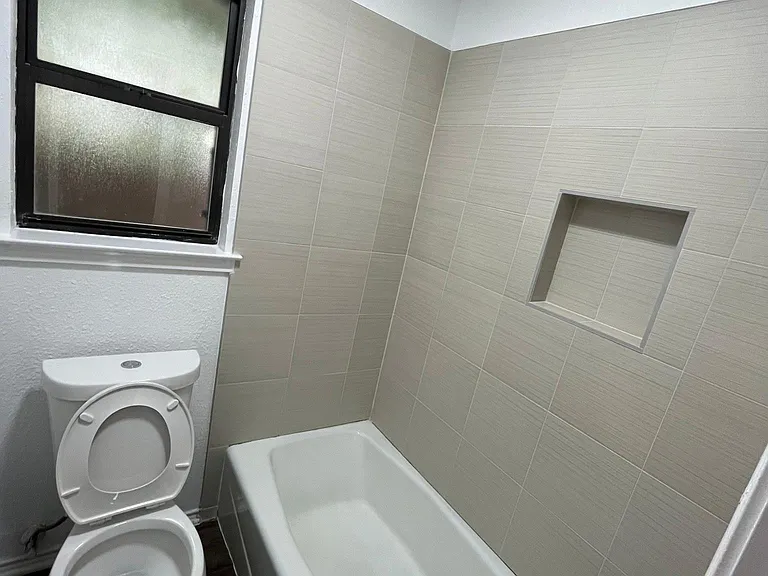 6308 Shasta Trl — Photo 16