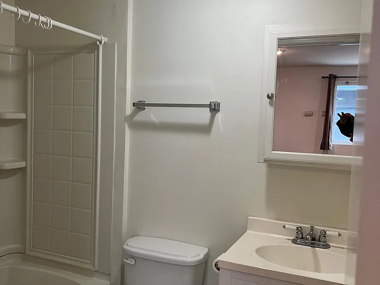 1036 N Bonnie Brae St #7 — Photo 13