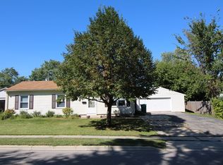 306 Hamrick Ave, Romeoville, IL 60446