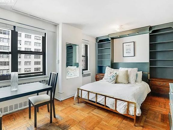 3rd image of 301 E 63rd St APT 6H