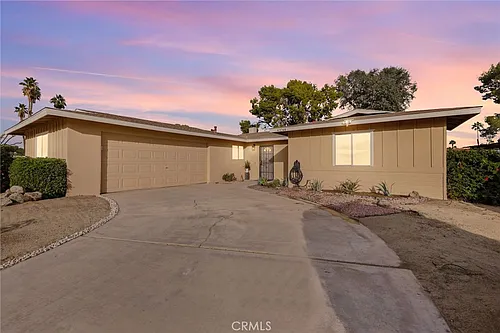 43744 Virginia Ave Photo 1