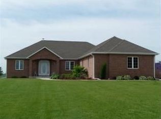 26445 Malchine Rd, Waterford, WI 53185