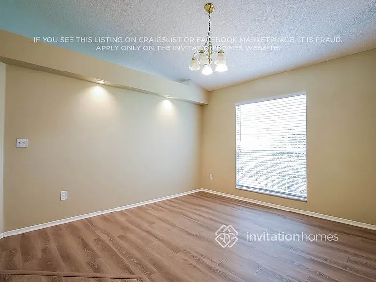 328 Inglenook Cir — Photo 7