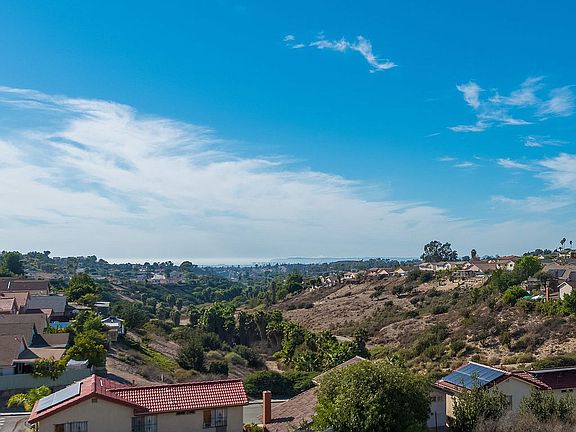 2nd image of 7626 Shadyglade Ln
