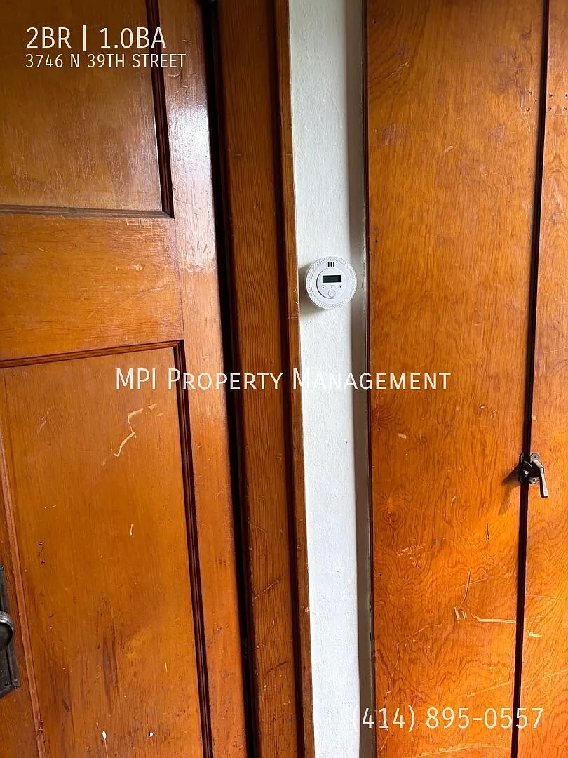 2 bed, 1.0 bath, $995 — Photo 4