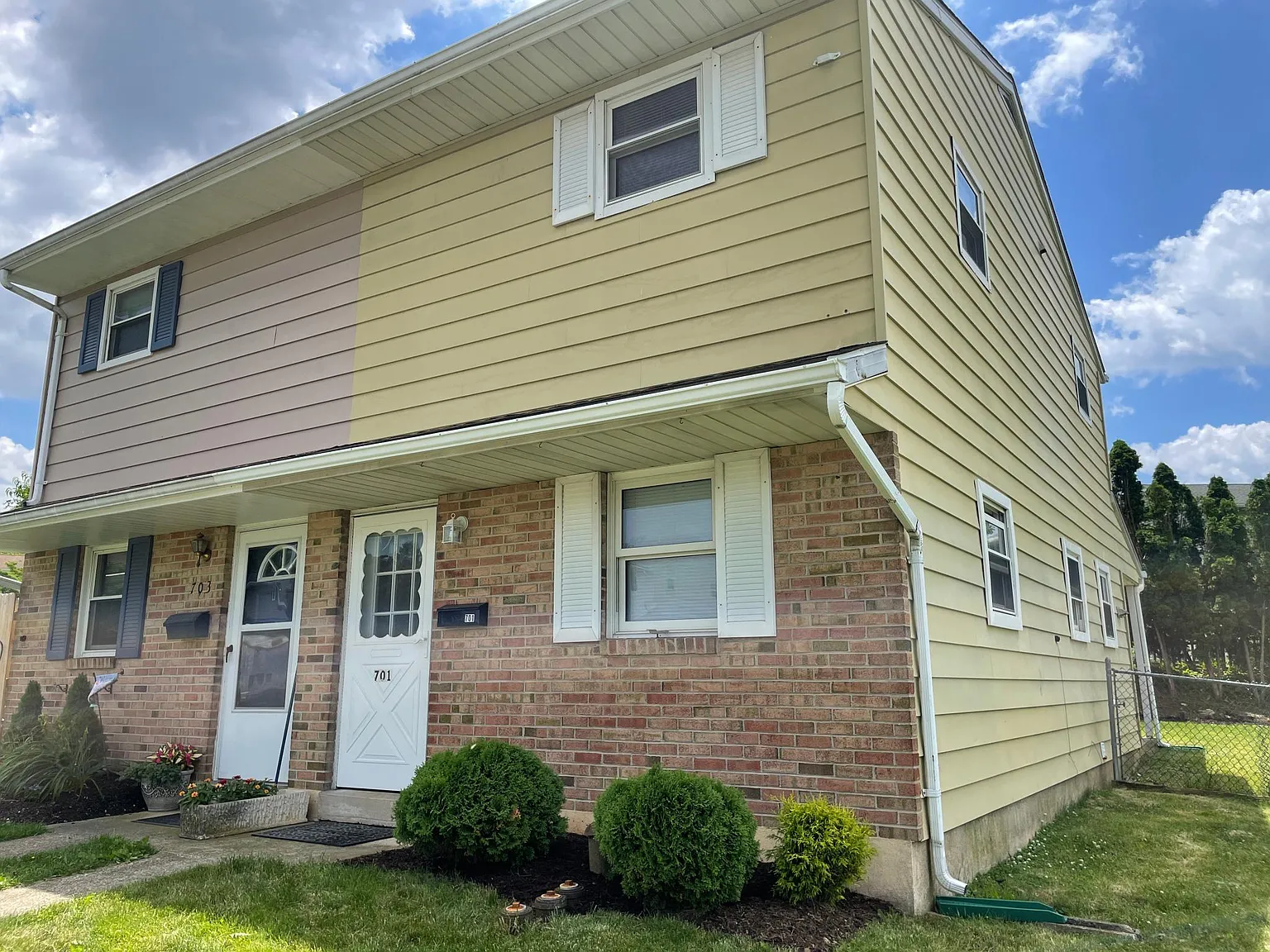2 bed, 1.5 bath, 1005 sqft, $1,950 — Photo 2