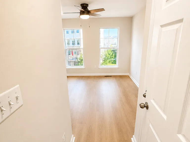 6140 Murray Ter — Photo 17