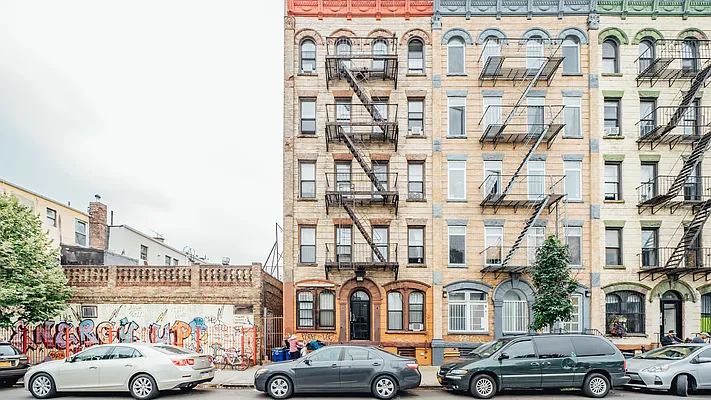 Rented by Nooklyn NYC LLC | media 10