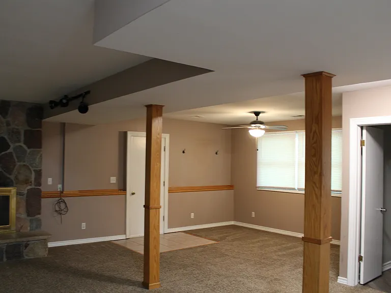 4500 Bluebird St — Photo 11