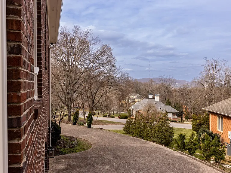 710 Ashley Run — Photo 44