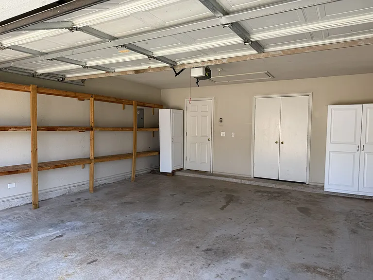 1214 Northern Hills Ln — Photo 26