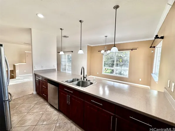 520 Kunehi St APT 707, Kapolei, HI 96707