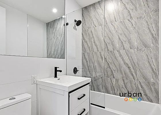 5th image of 282 E 32nd St #2R