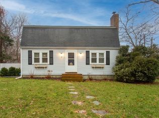 3 Earl Rd, Plymouth, MA 02360