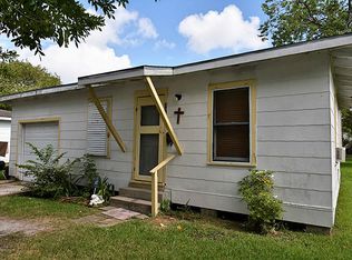 704 Rosedale St, La Marque, TX 77568