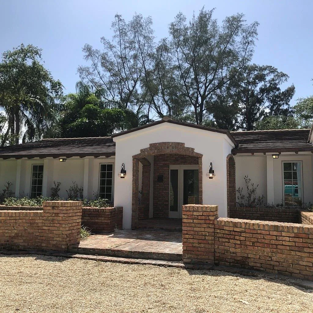 Building Photo - 5100 Granada Blvd