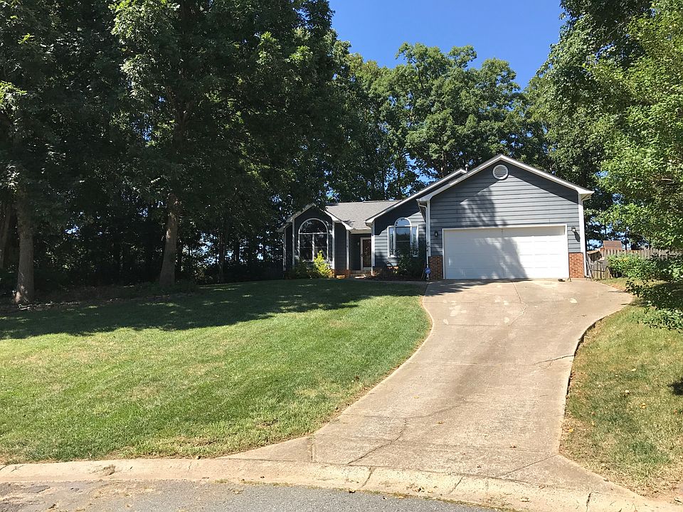 1st image of 114 Steuben Dr