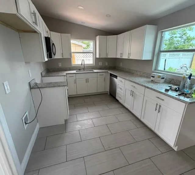 3143 Pinon Dr — Photo 2