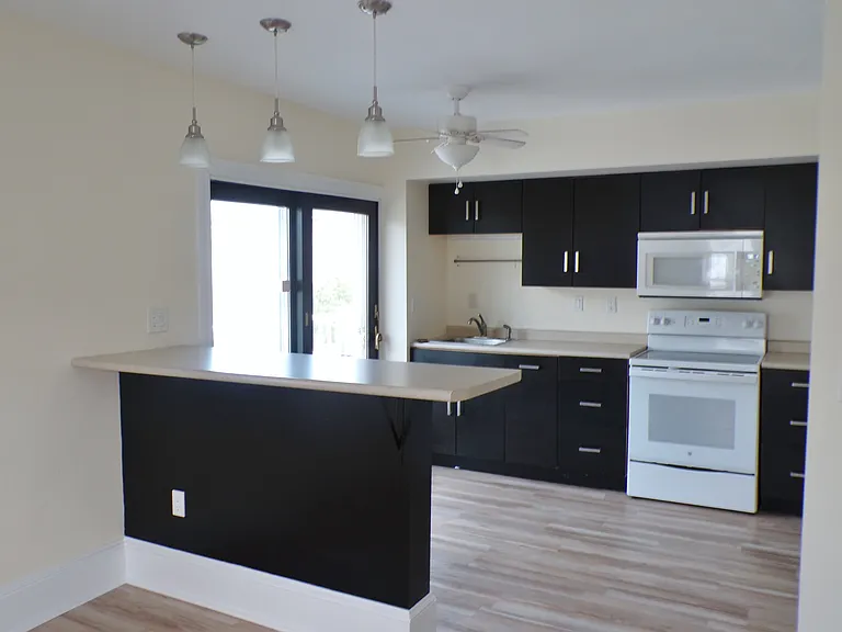 190 Crescent Ave #3 — Photo 2