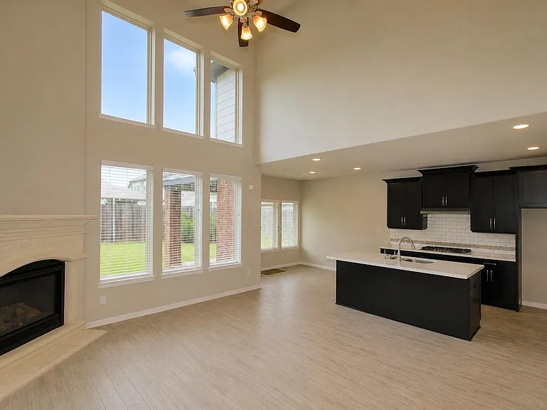 1019 Fresh Spring Rd — Photo 8