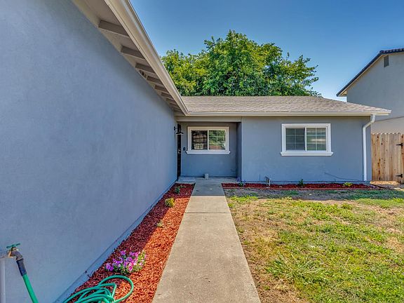 2nd image of 35 Monaghan Cir