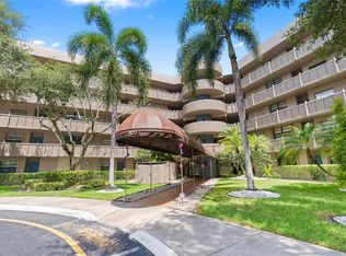 900 Colony Point Cir #511, Pembroke Pines, FL 33026
