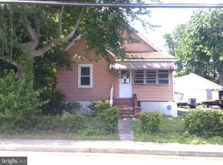 327 Poplar Rd, Essex, MD 21221