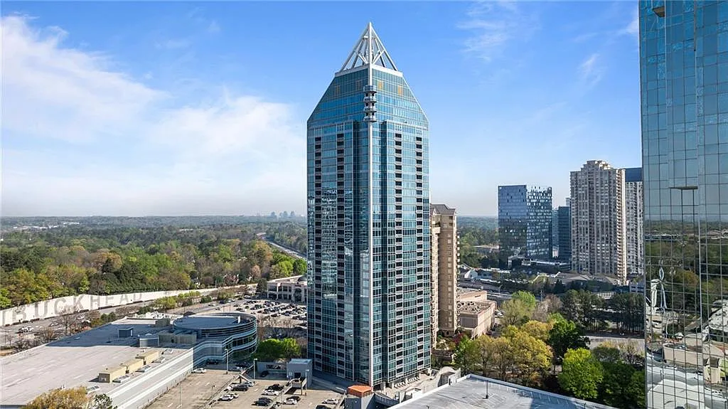 1 bed, 2.5 bath, 1508 sqft, $5,500 — Photo 2