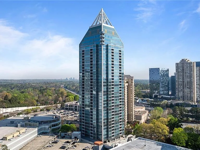 3338 Peachtree Rd NE #2207 — Photo 2