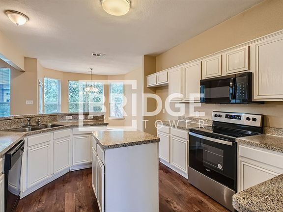 5th image of 3801 Remington Ct