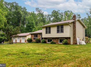 230 Red Tank Rd, Boiling Springs, PA 17007