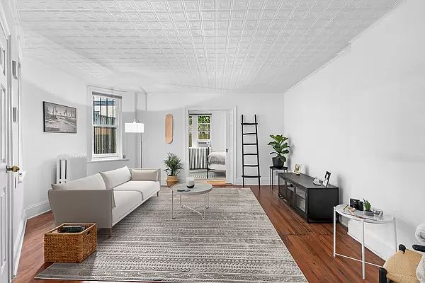 1st image of 198 8th Ave APT 1R