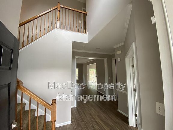 4th image of 49 Noel Dr