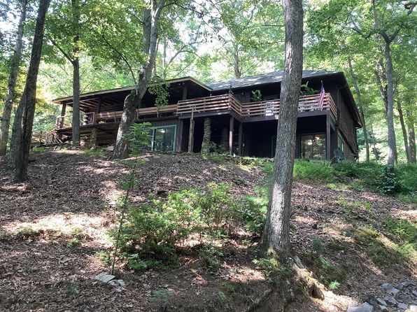 40 Laurie Ln #2