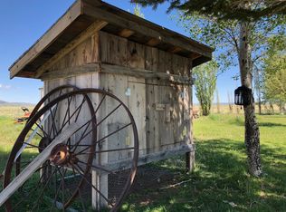 138 E Horseshoe Loop, Fairfield, ID 83327