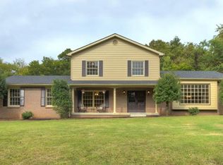 1903 Center Point Rd, Hendersonville, TN 37075