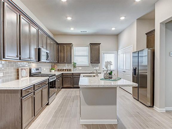 5th image of 5311 Sunway Dr