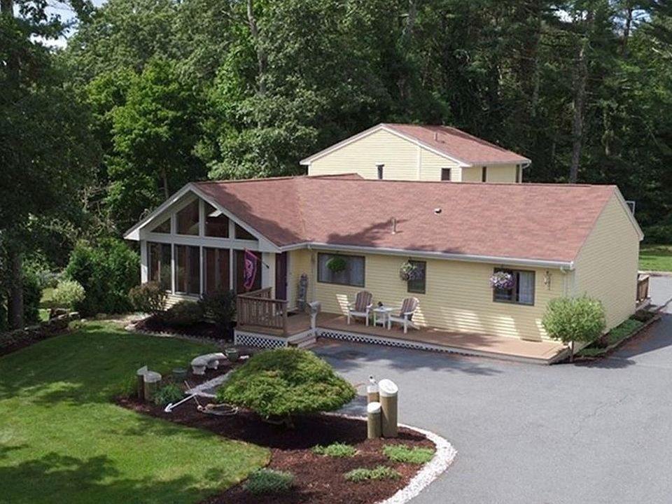 1st image of 1495 Sassaquin Ave