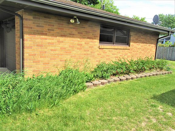 3rd image of 3732 Stadium Dr