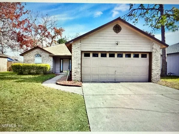 3317 Cancun Dr E, Jacksonville, FL 32225